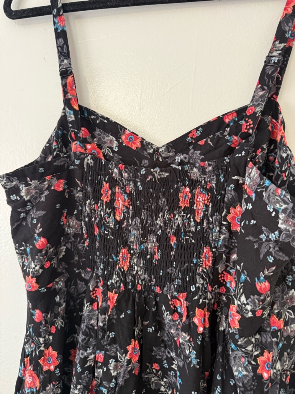 Torrid - Black Floral Skater Dress Smocked Sleeveless Summer NWOT Size 1 (16/18) - Picture 5 of 15